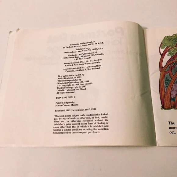 1980s Postman Pat BooksTakes a Message and Goes Sledging - Picture 14 of 16